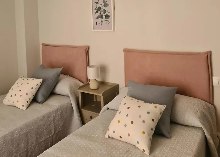 En A 5 Min De Cabarceno Apartment Saron